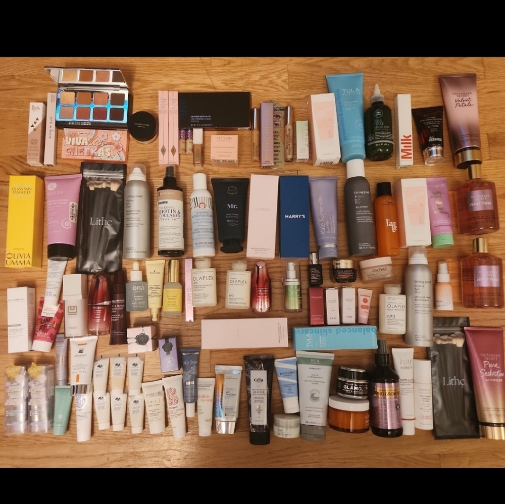 Mystery Skincare Bundle!Moisturizers Lotions Serums Masks Cleansers Creams etc.